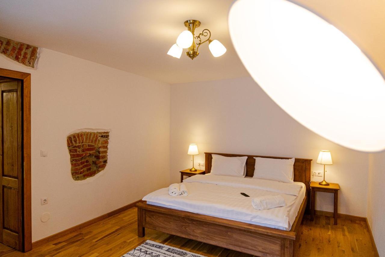 Stone Way Apartment 锡比乌 外观 照片