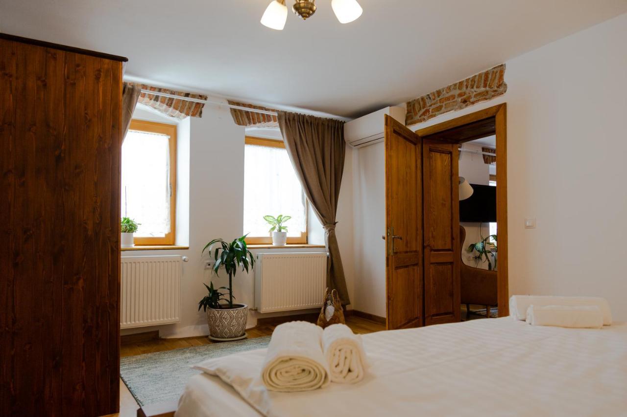 Stone Way Apartment 锡比乌 外观 照片