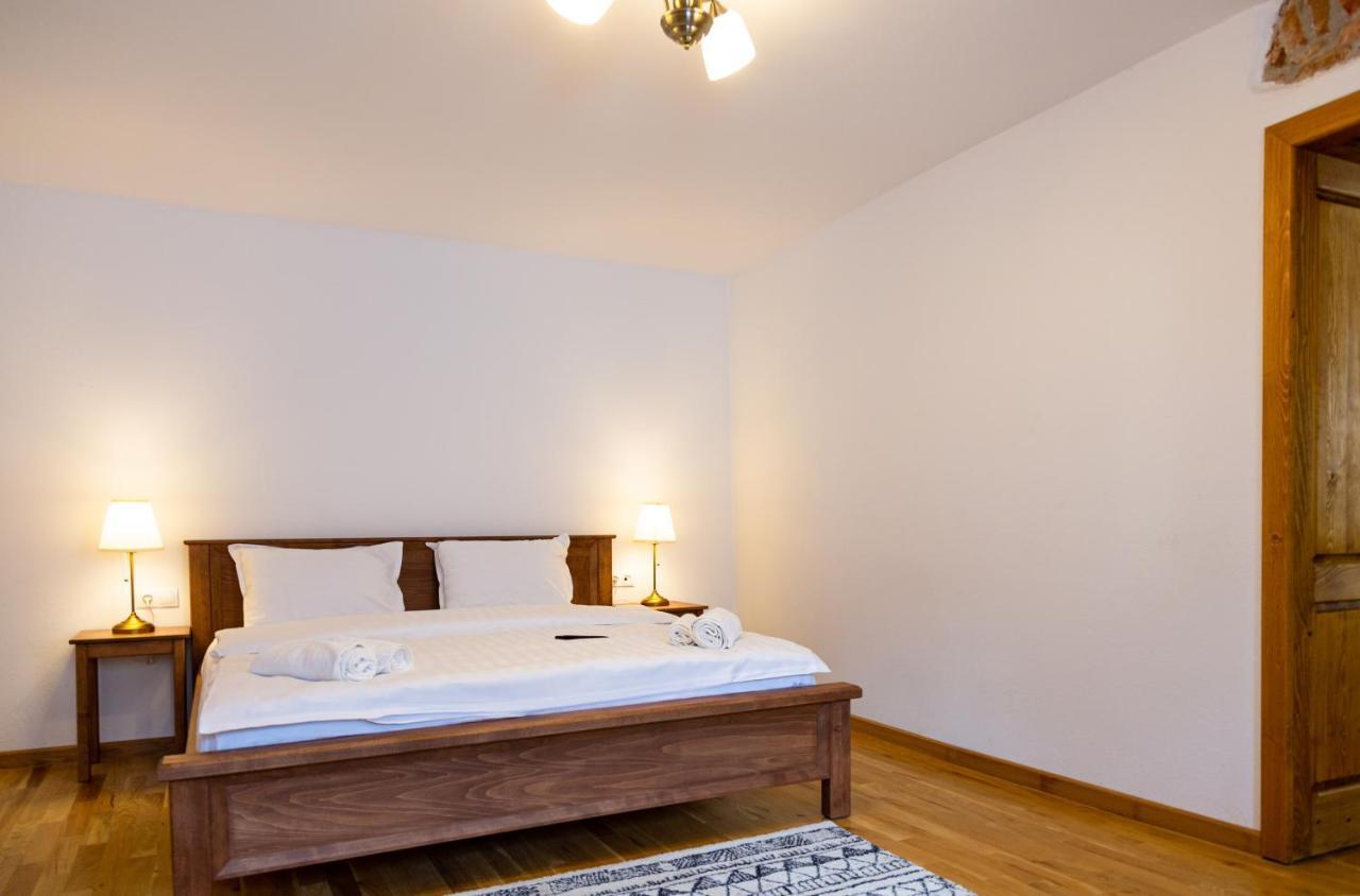 Stone Way Apartment 锡比乌 外观 照片