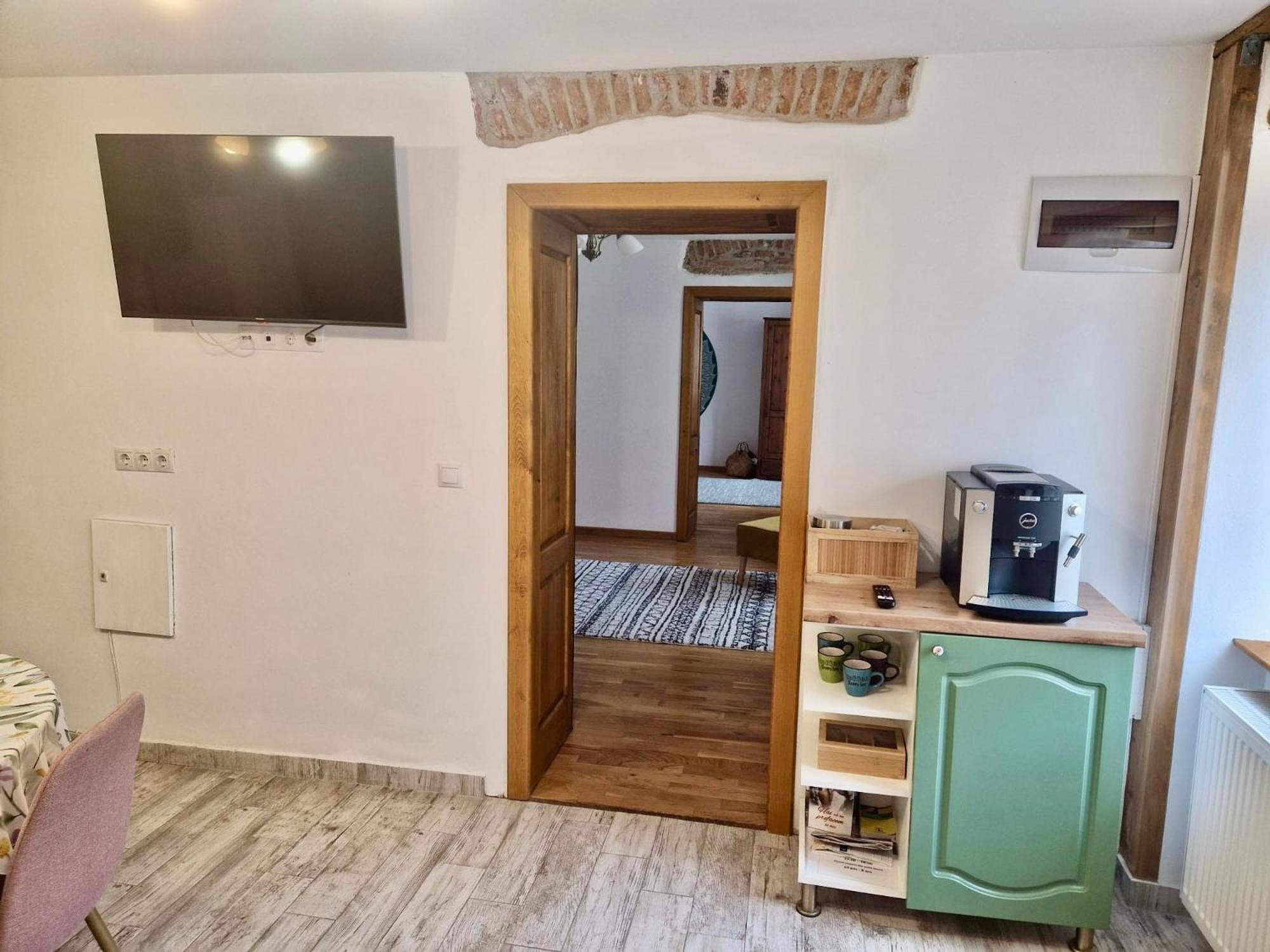 Stone Way Apartment 锡比乌 外观 照片